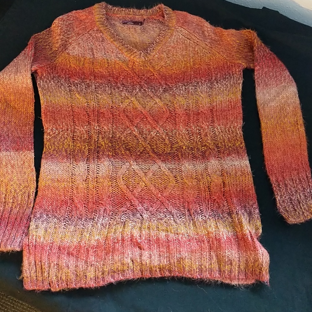 Women's sweater